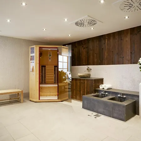 Ξενοδοχείο Hyperion - Partenkirchen 5*